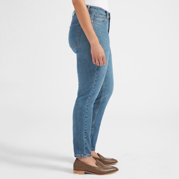 The High-Rise Skinny Jean - Picture 3 of 6